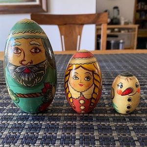 vintage stacked dolls